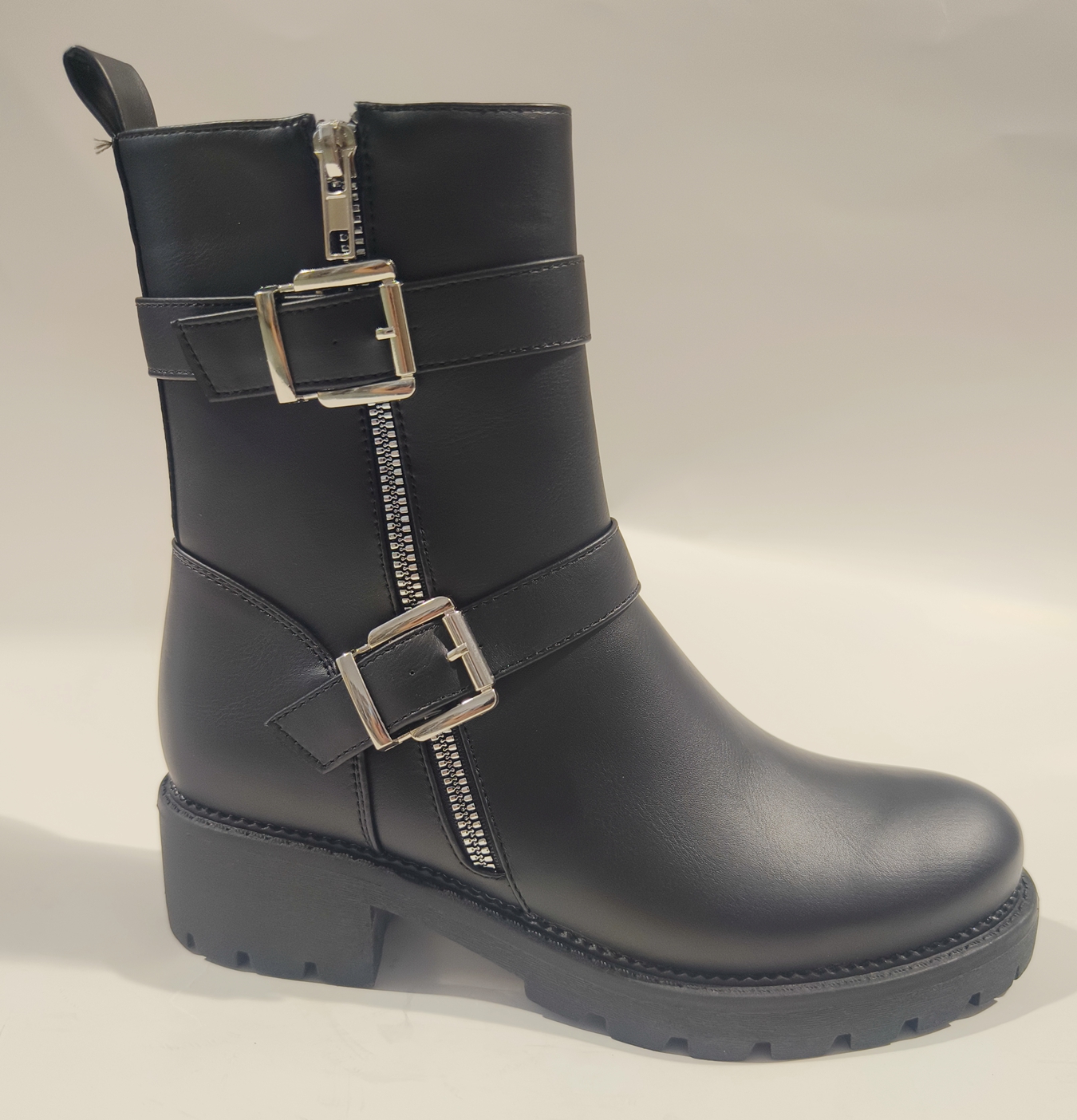 BUCKLE TREND BOOT L390607